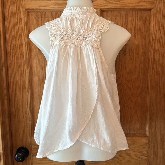 FREE PEOPLE Lace Sleeveless Shirt With Crossover Back - Picture 5 of 12